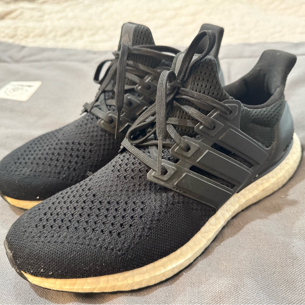 Adidas Ultraboost DNA 1.0 Black Running Shoes. Size 9